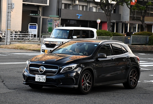 Mercedes-Benz GLA 45 AMG X156