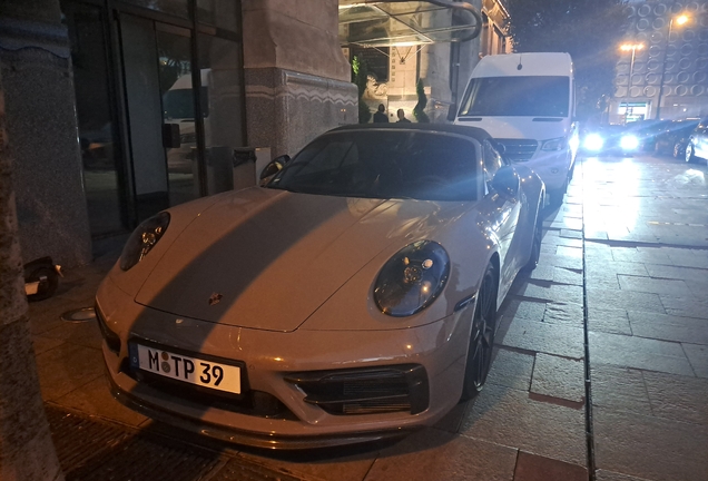 Porsche 992 Carrera GTS Cabriolet