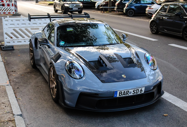 Porsche 992 GT3 RS Weissach Package