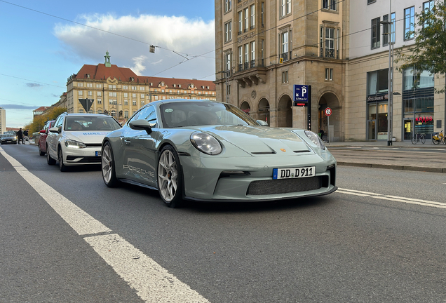 Porsche 992 S/T