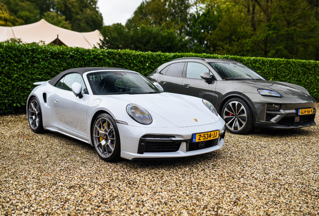 Porsche 992 Turbo S Cabriolet