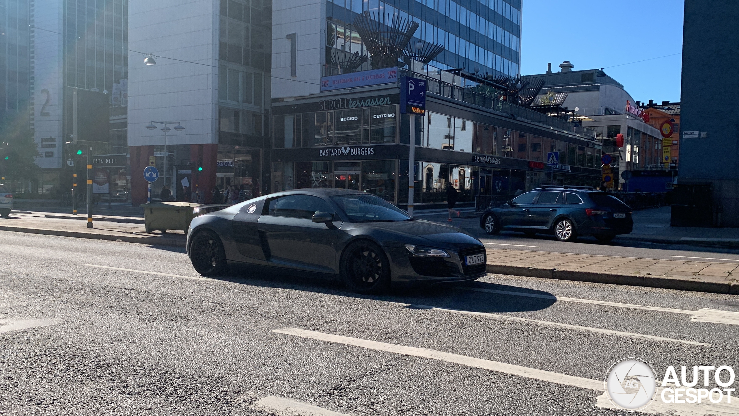 Audi R8