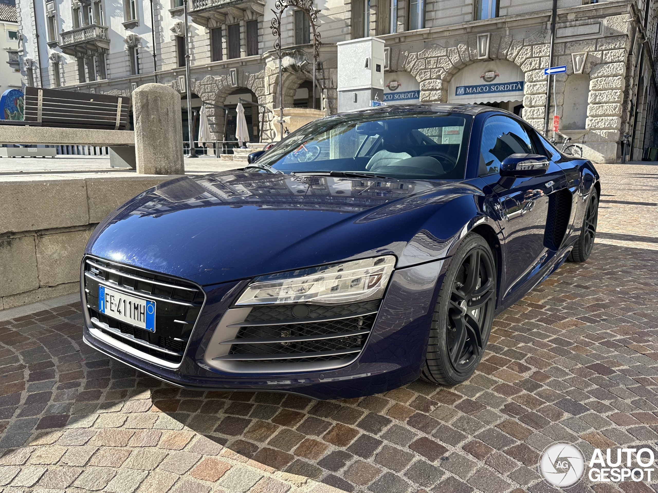 Audi R8 V10 2013