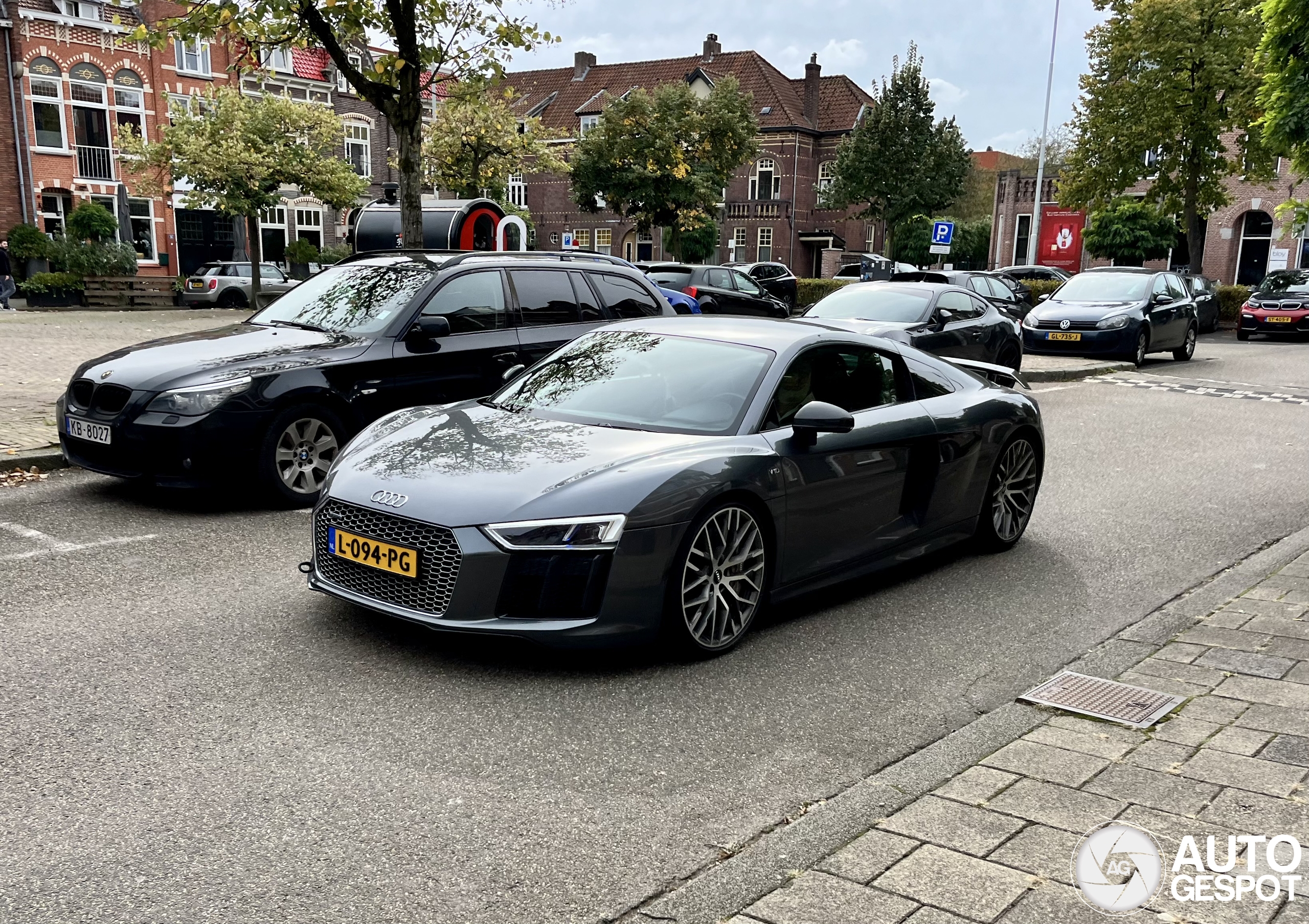 Audi R8 V10 Plus 2015