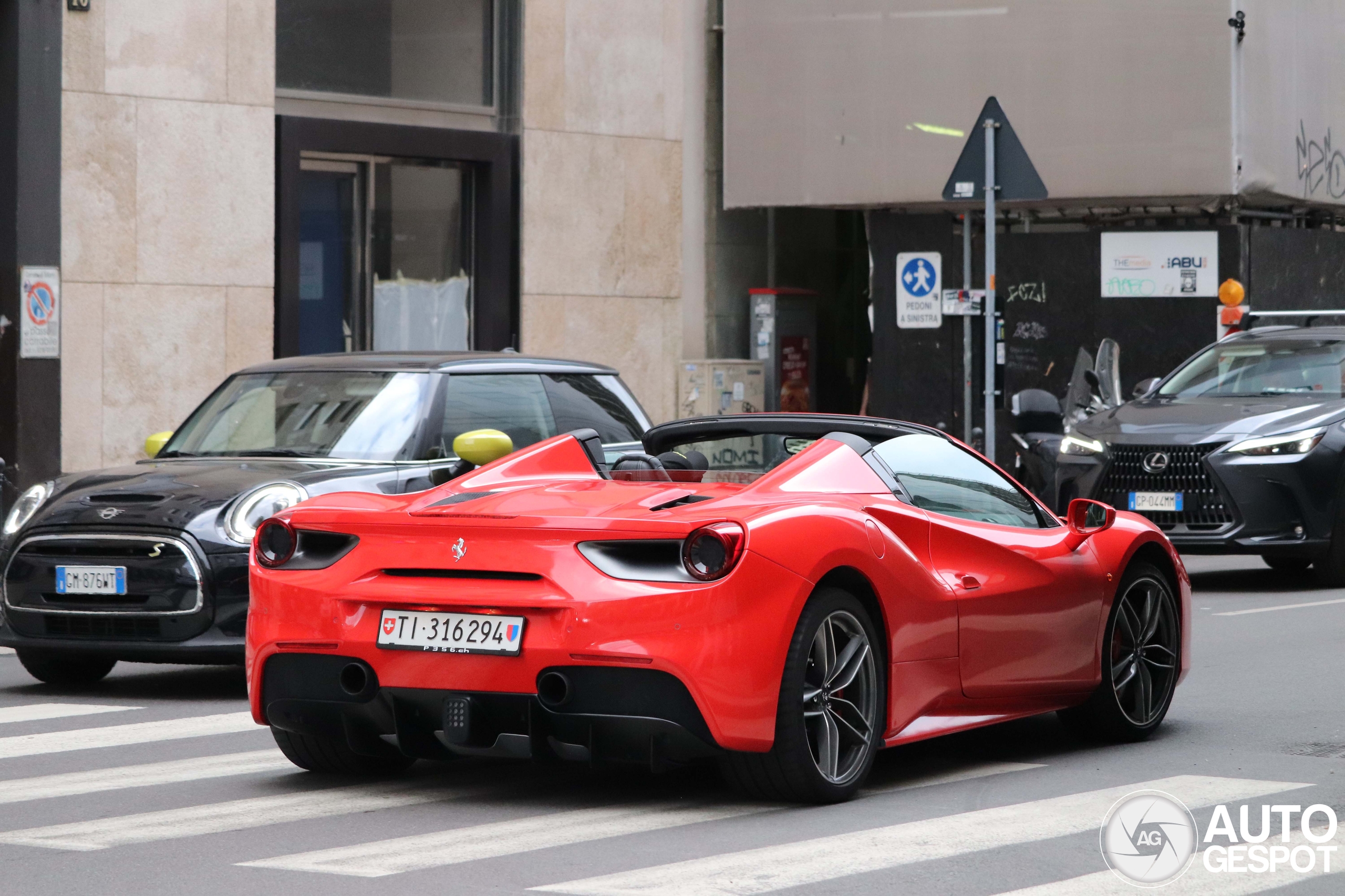 Ferrari 488 Spider