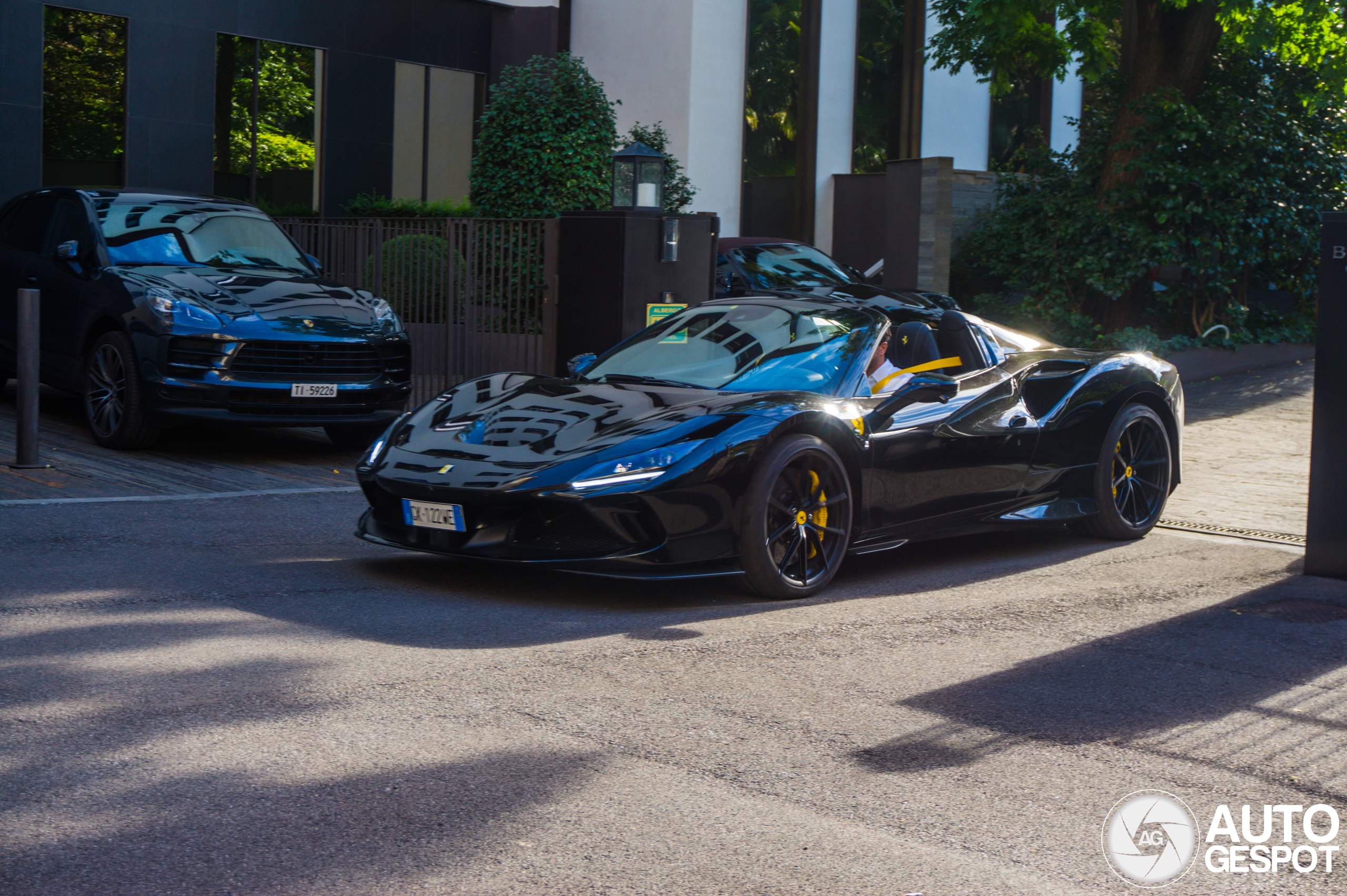 Ferrari F8 Spider