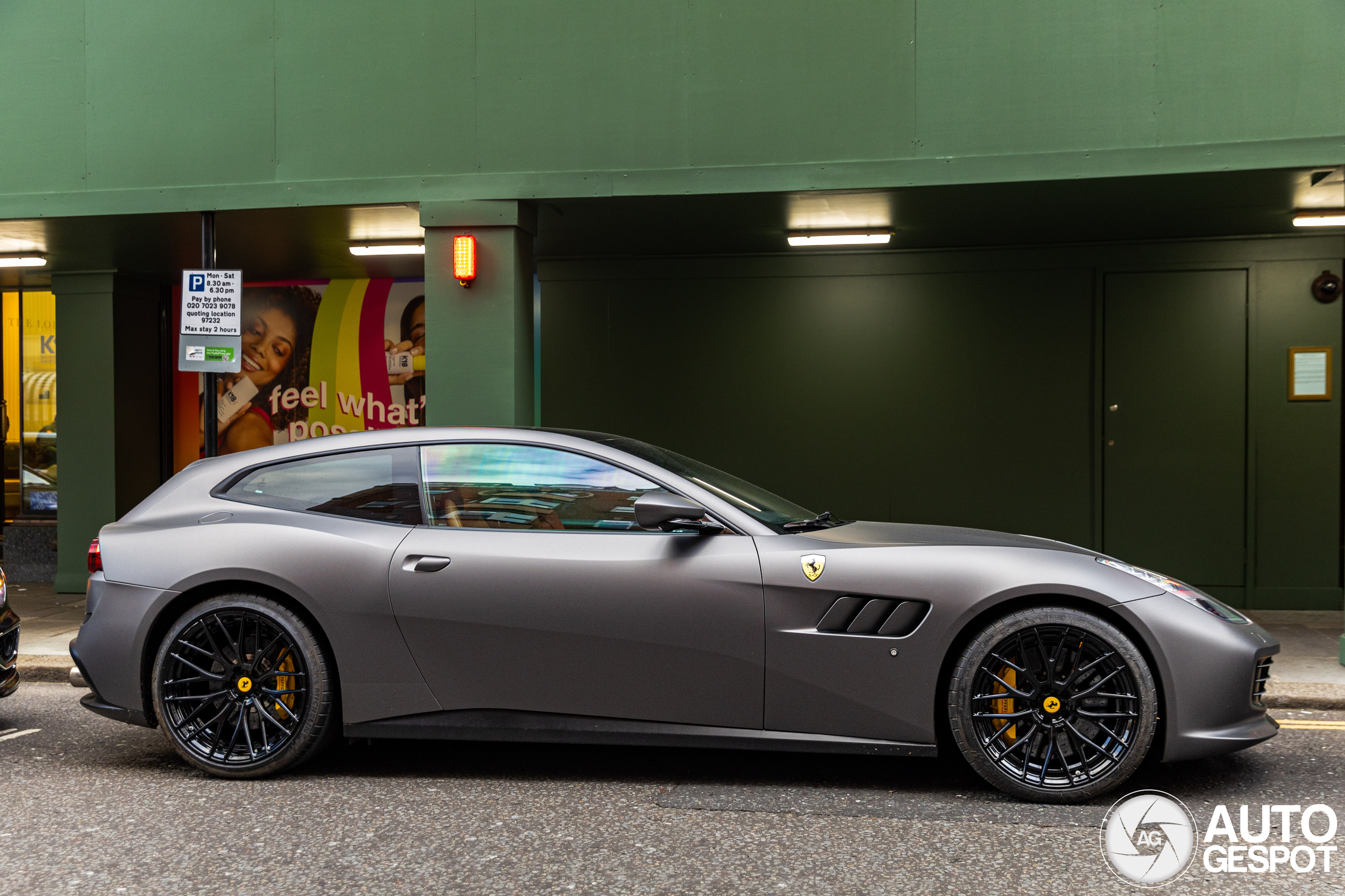 Ferrari GTC4Lusso