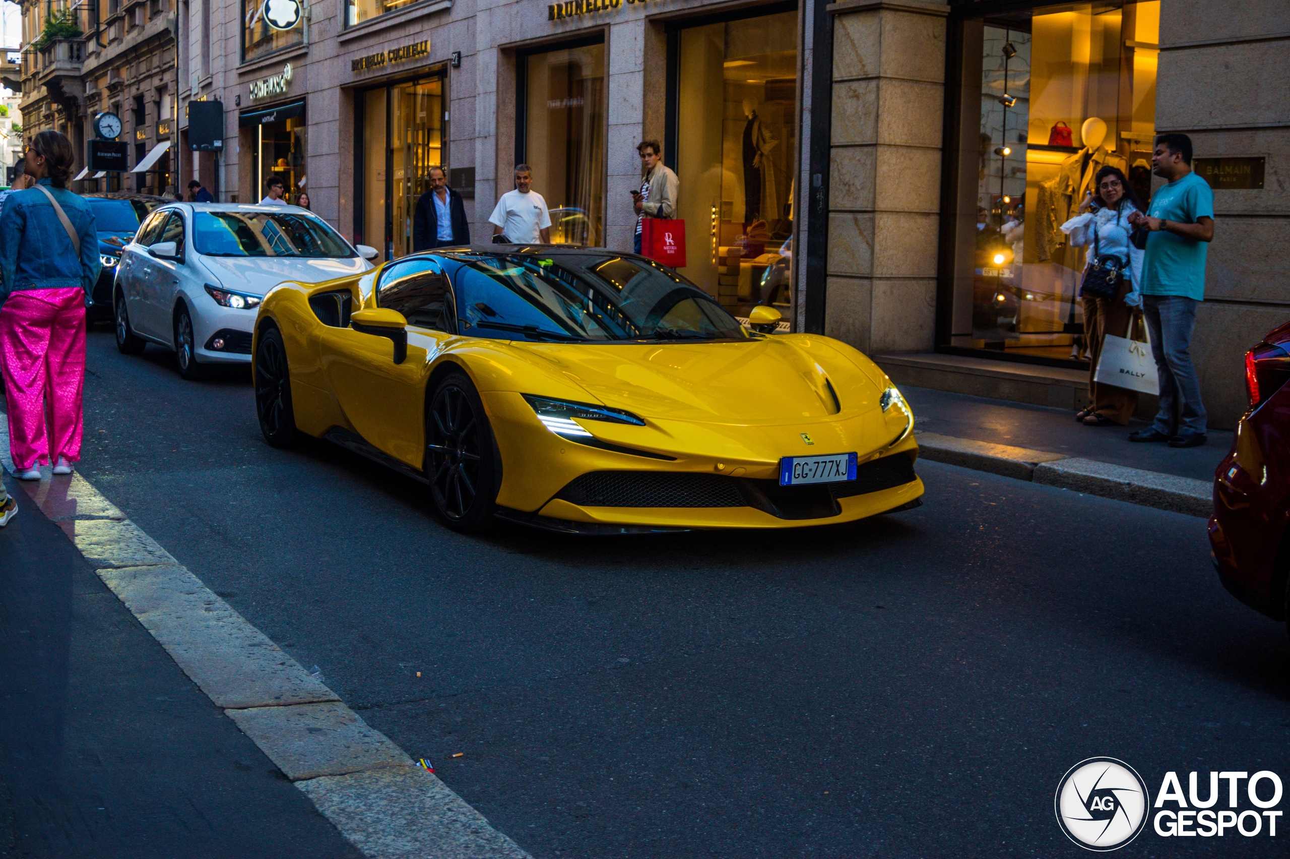 Ferrari SF90 Stradale