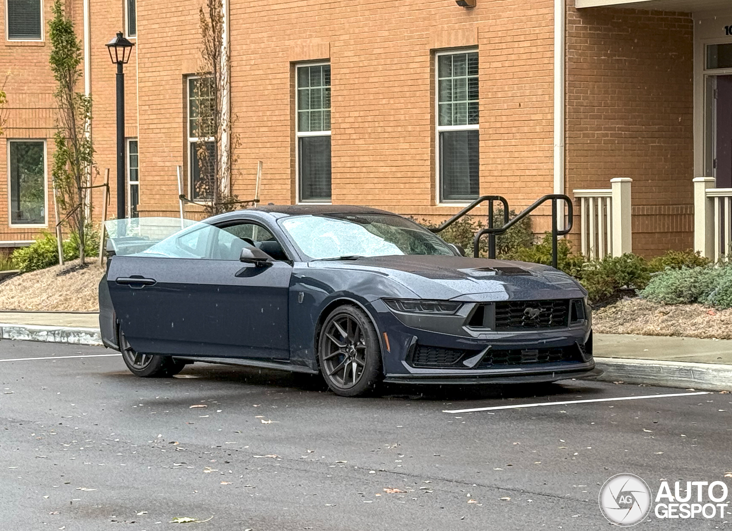 Ford Mustang Dark Horse 2024