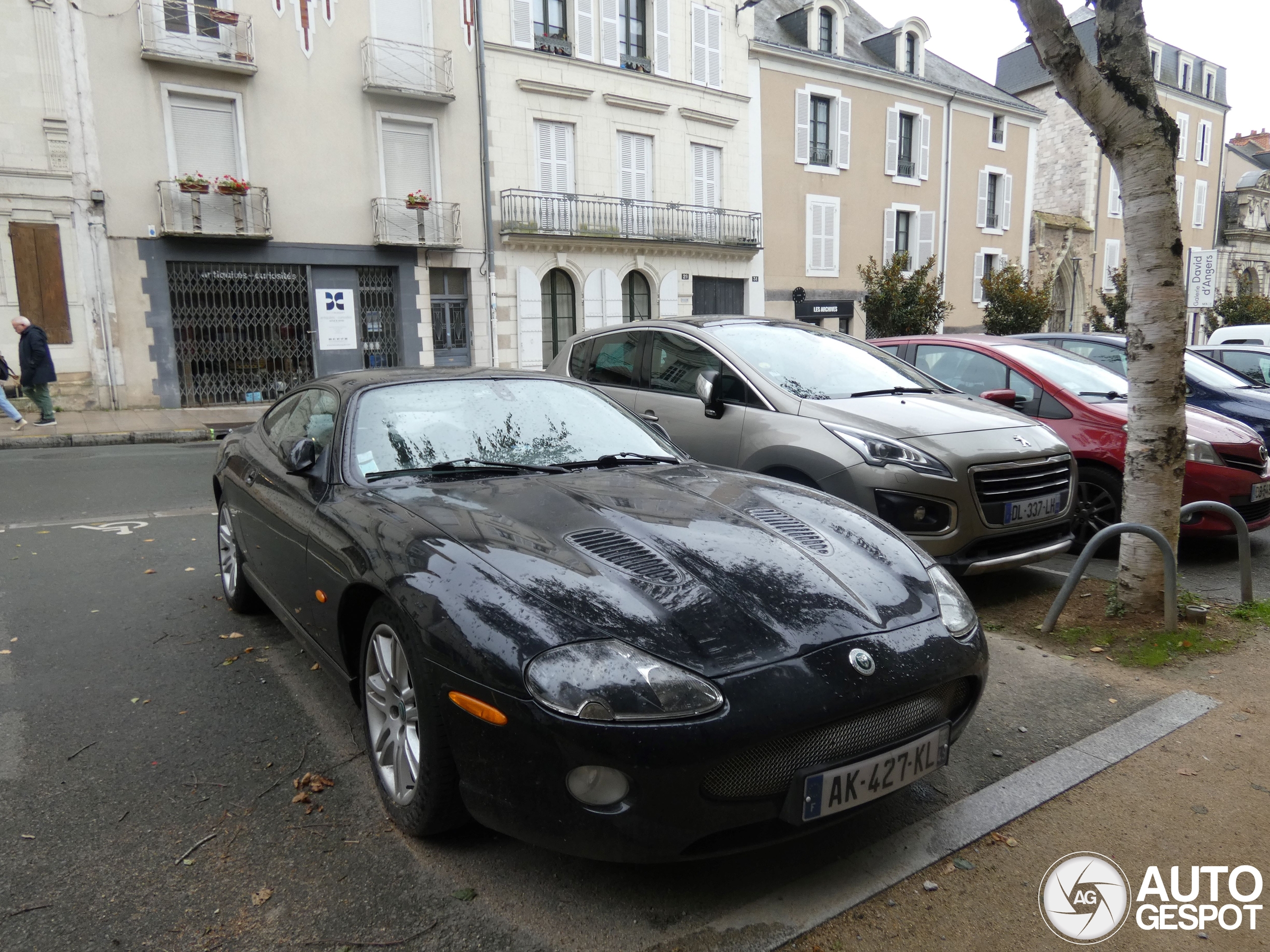 Jaguar XKR 4.2-S Spirit of Legend