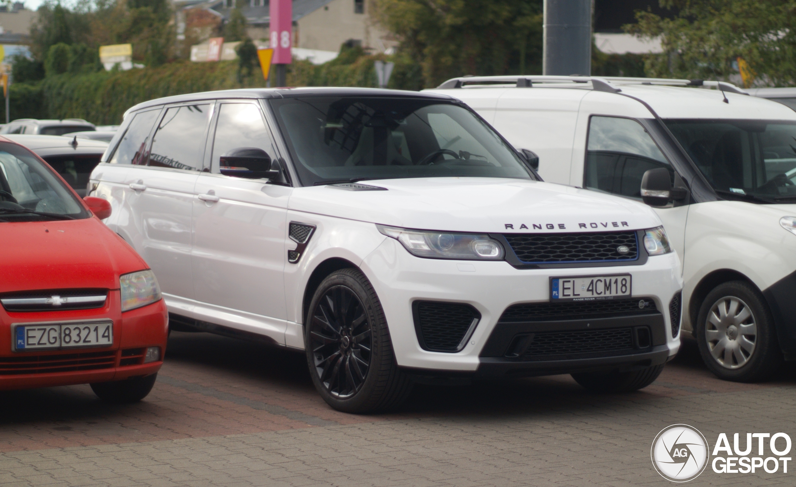 Land Rover Range Rover Sport SVR