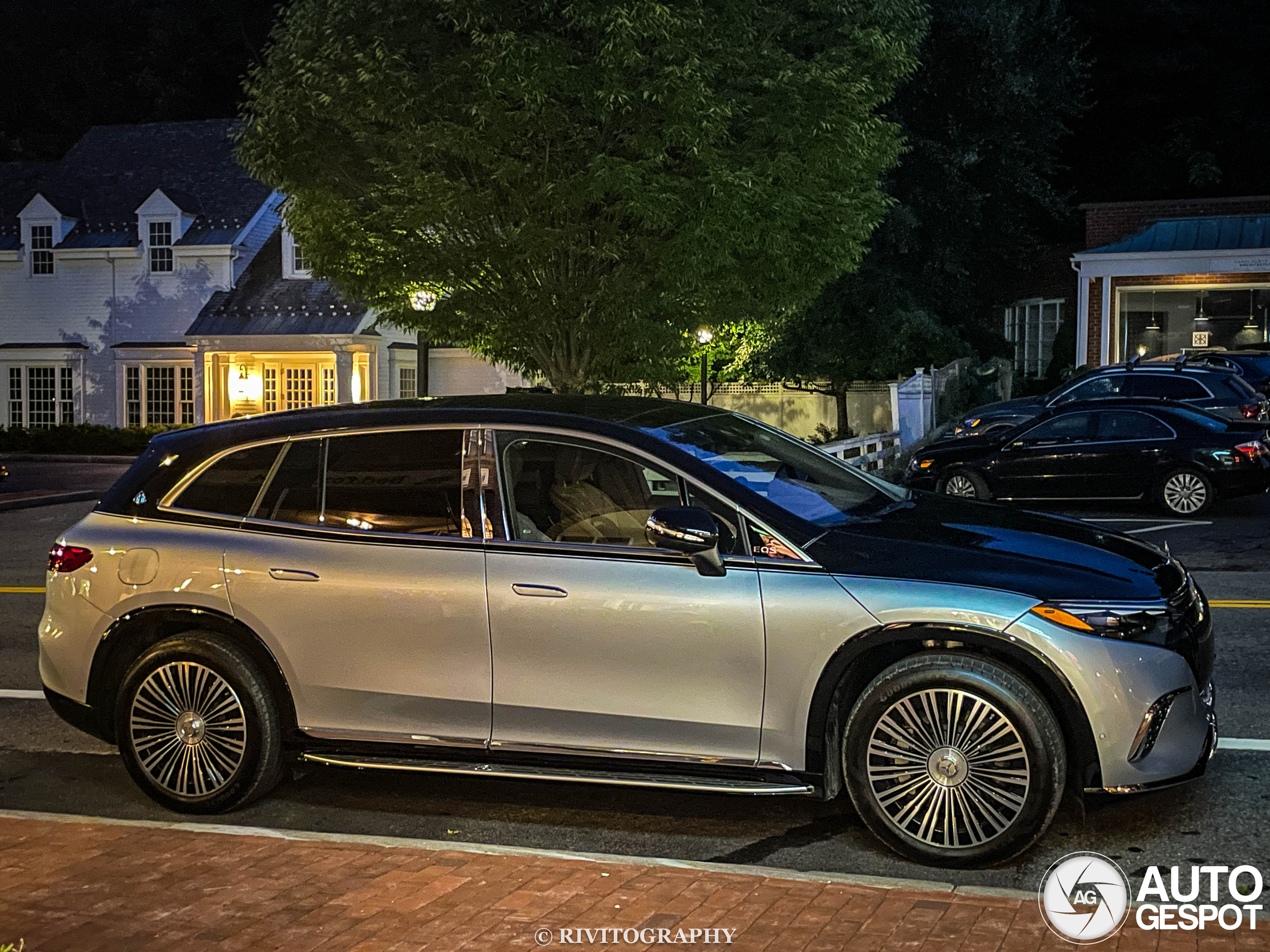 Mercedes-Maybach EQS 680 SUV