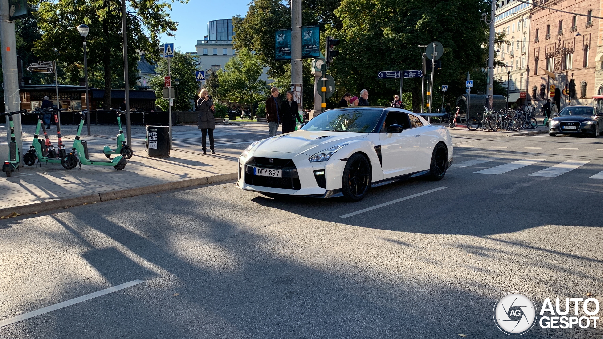 Nissan GT-R