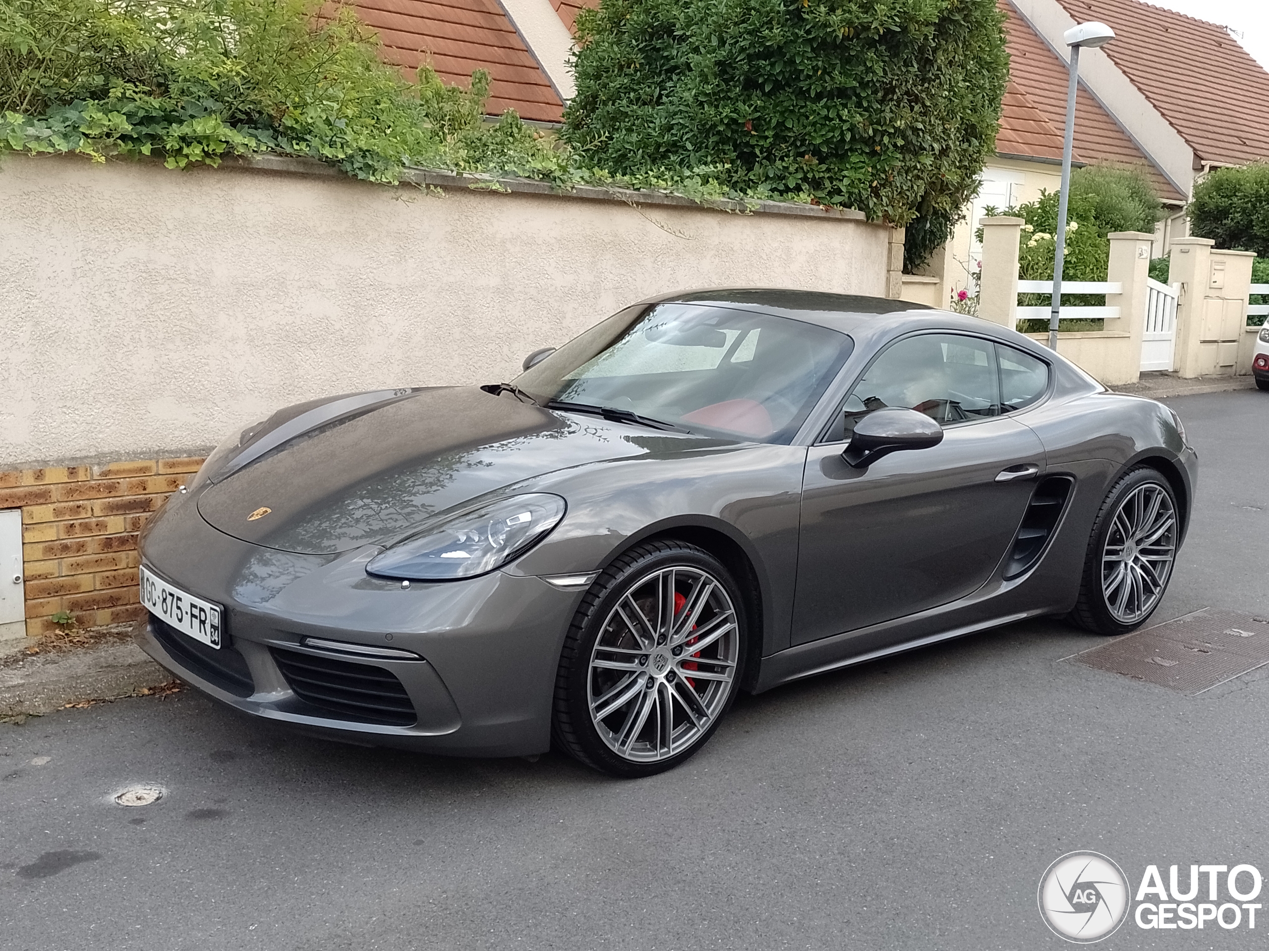 Porsche 718 Cayman S