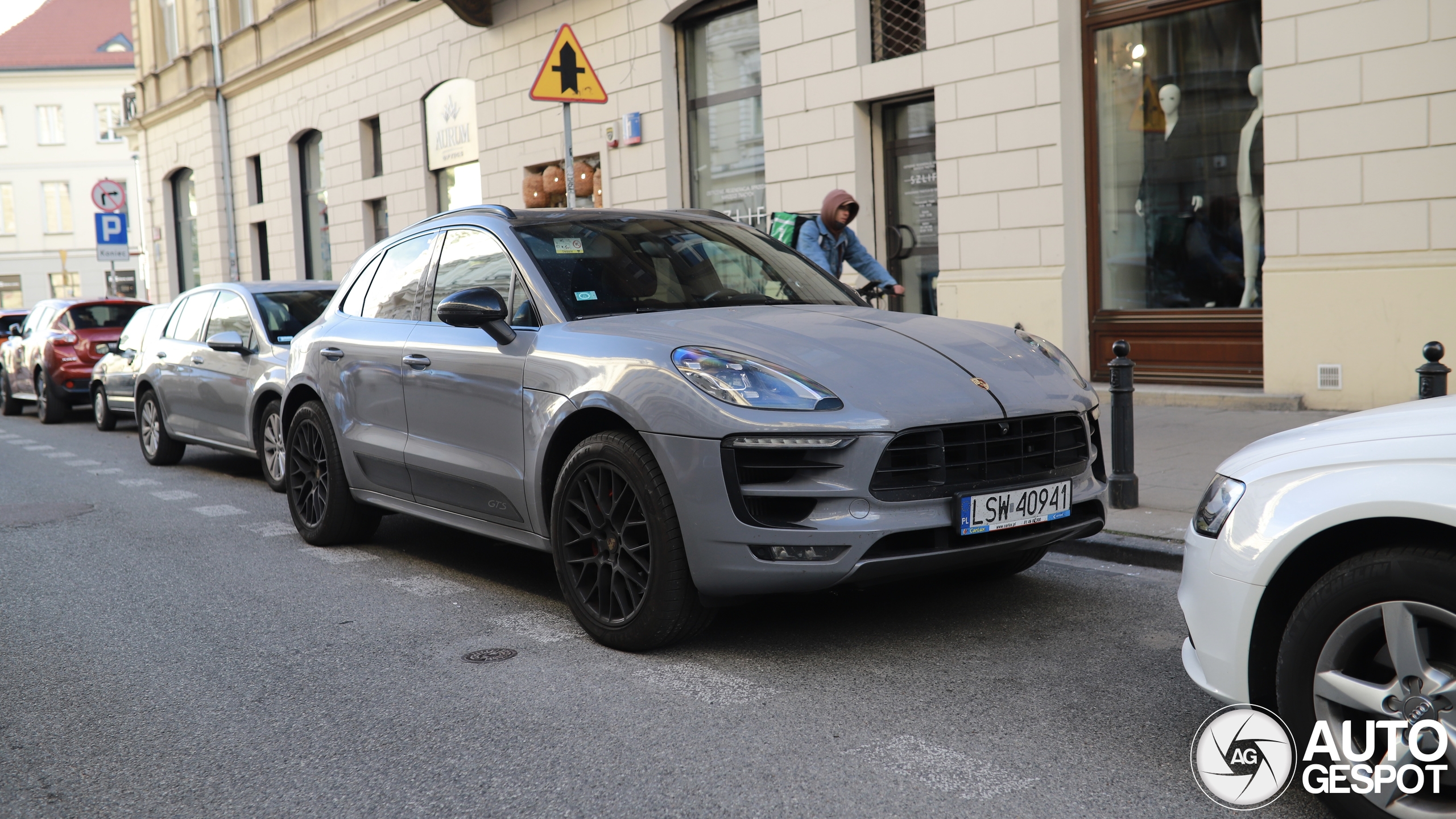 Porsche 95B Macan GTS