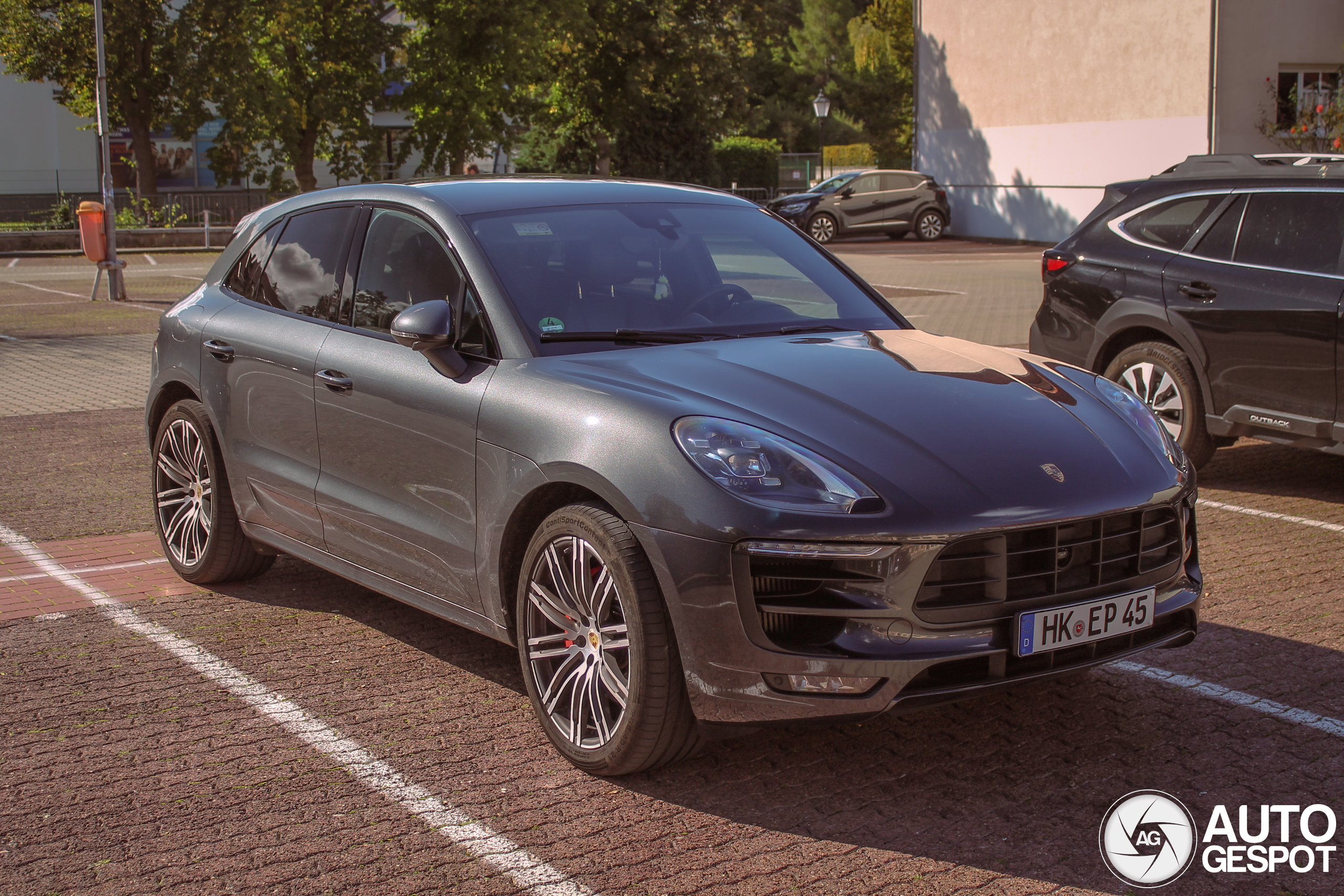 Porsche 95B Macan GTS