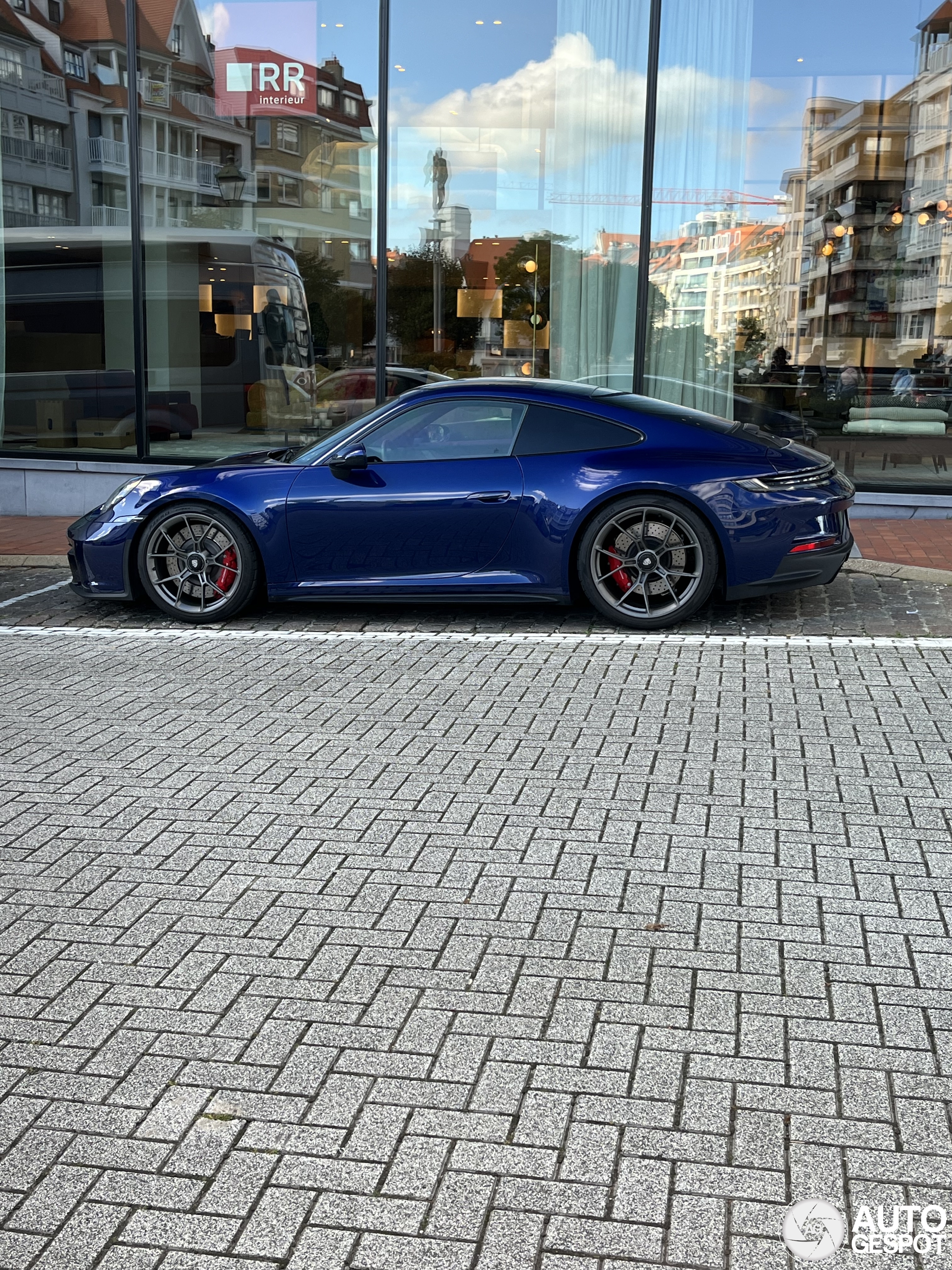 Porsche 992 GT3 Touring