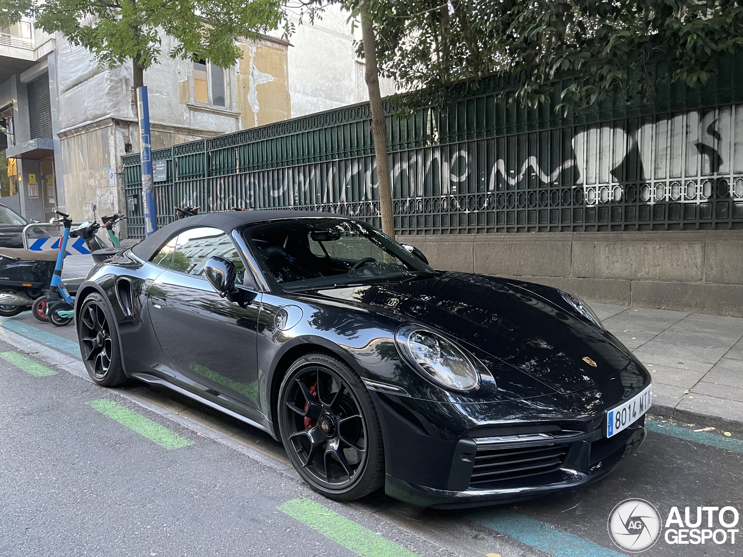 Porsche 992 Turbo Cabriolet