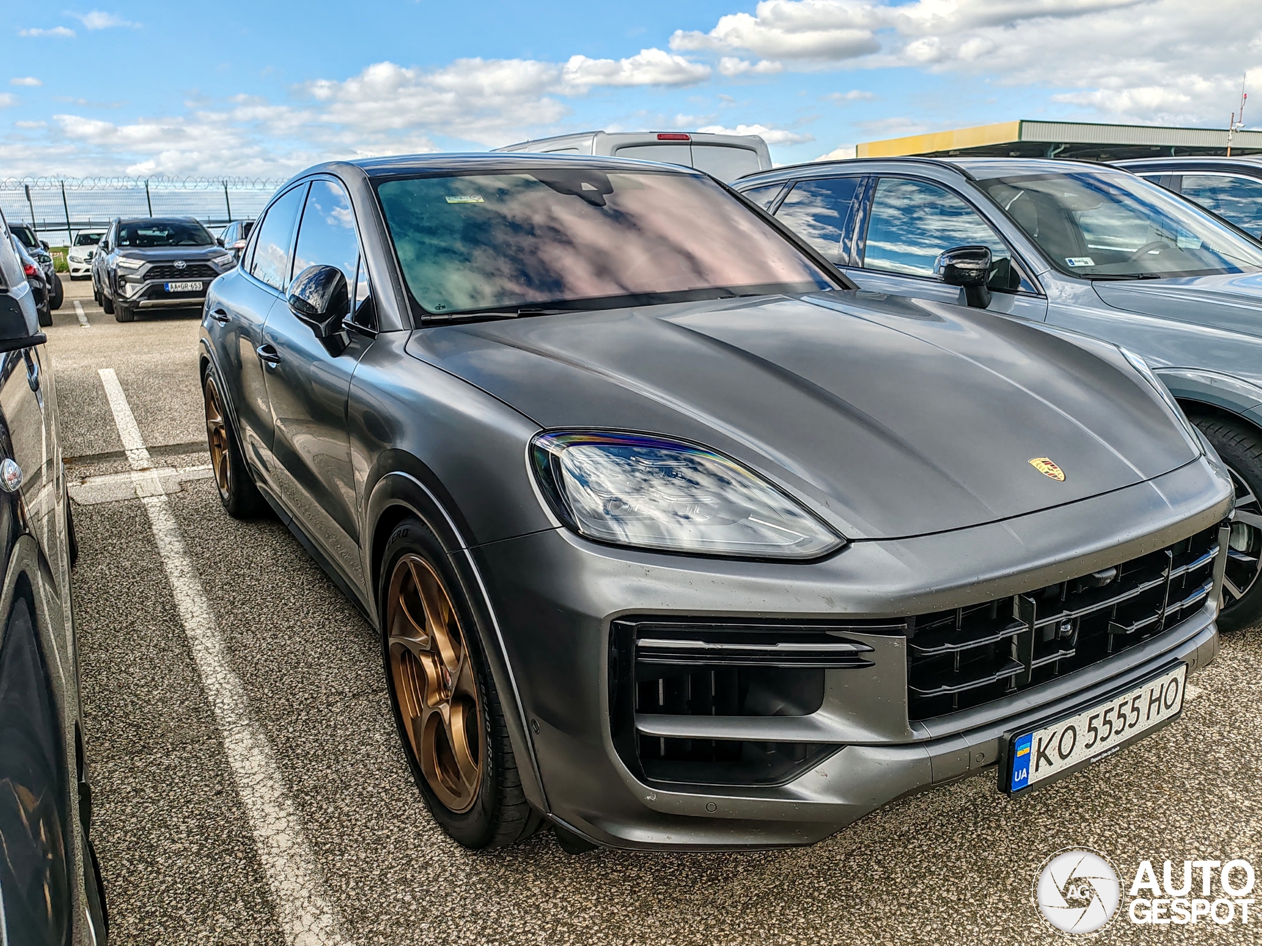 Porsche Cayenne Coupé Turbo E-Hybrid