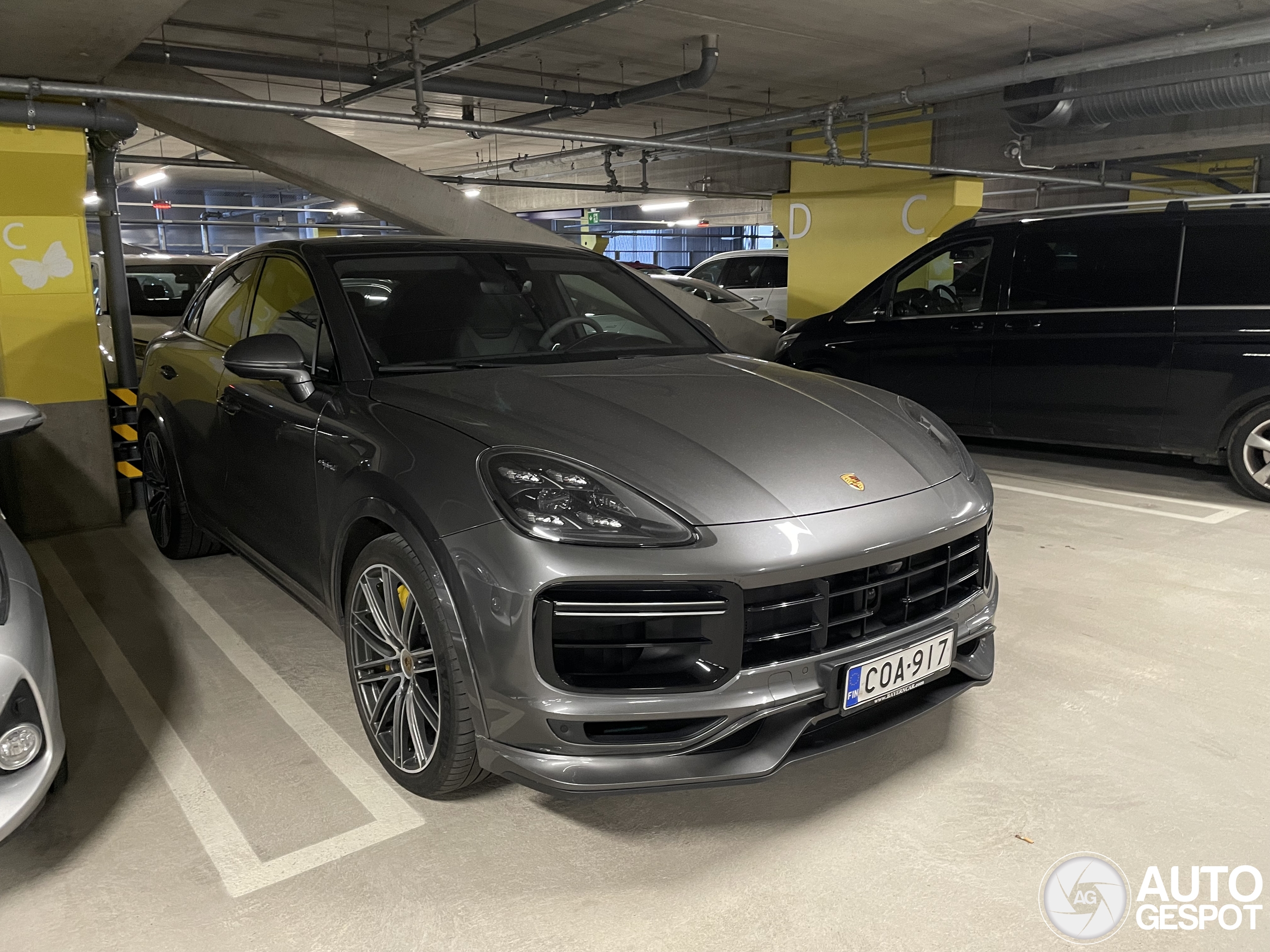 Porsche Cayenne Coupé Turbo S E-Hybrid