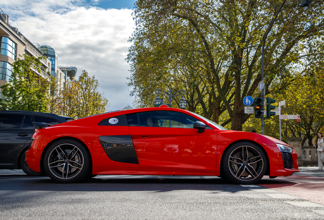 Audi R8 V10 Plus 2015