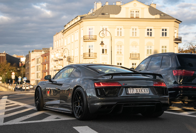 Audi R8 V10 Plus 2015