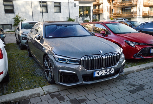 BMW M760Li xDrive 2019