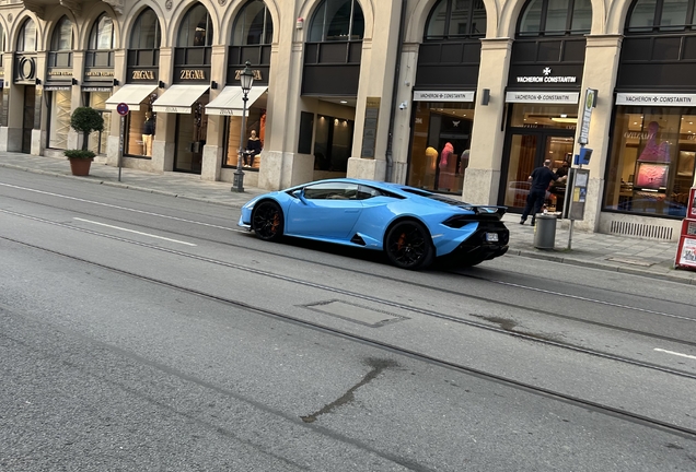 Lamborghini Huracán LP640-2 STO