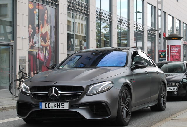 Mercedes-AMG Brabus E 63 S W213 2021