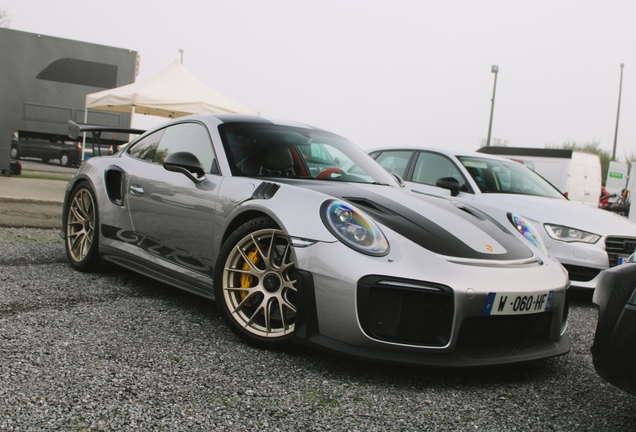 Porsche 991 GT2 RS Weissach Package