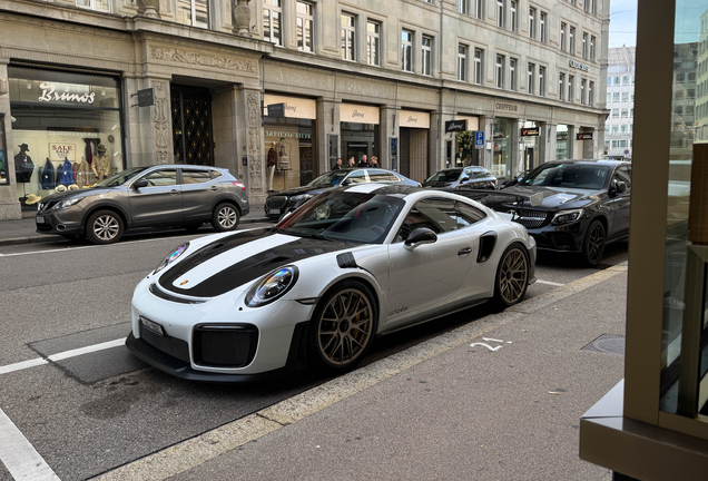 Porsche 991 GT2 RS Weissach Package