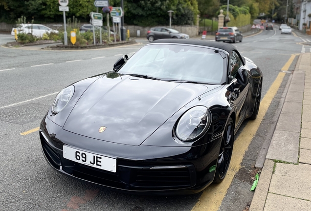 Porsche 992 Carrera 4S Cabriolet