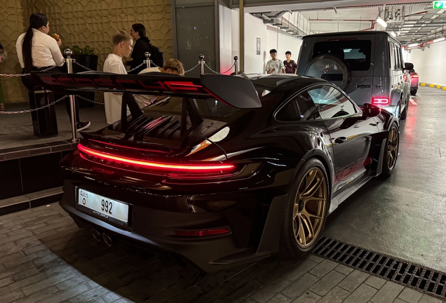 Porsche 992 GT3 RS Weissach Package