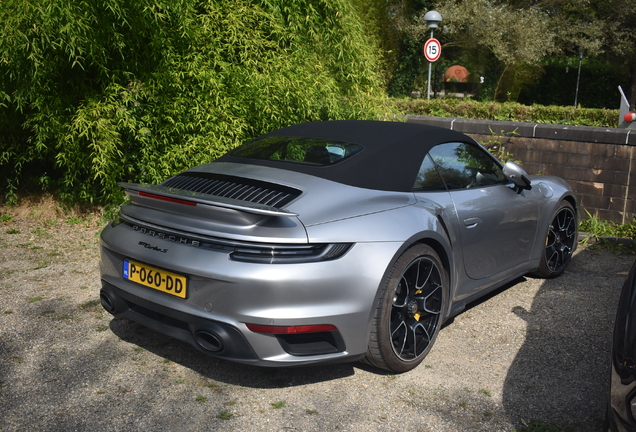 Porsche 992 Turbo S Cabriolet