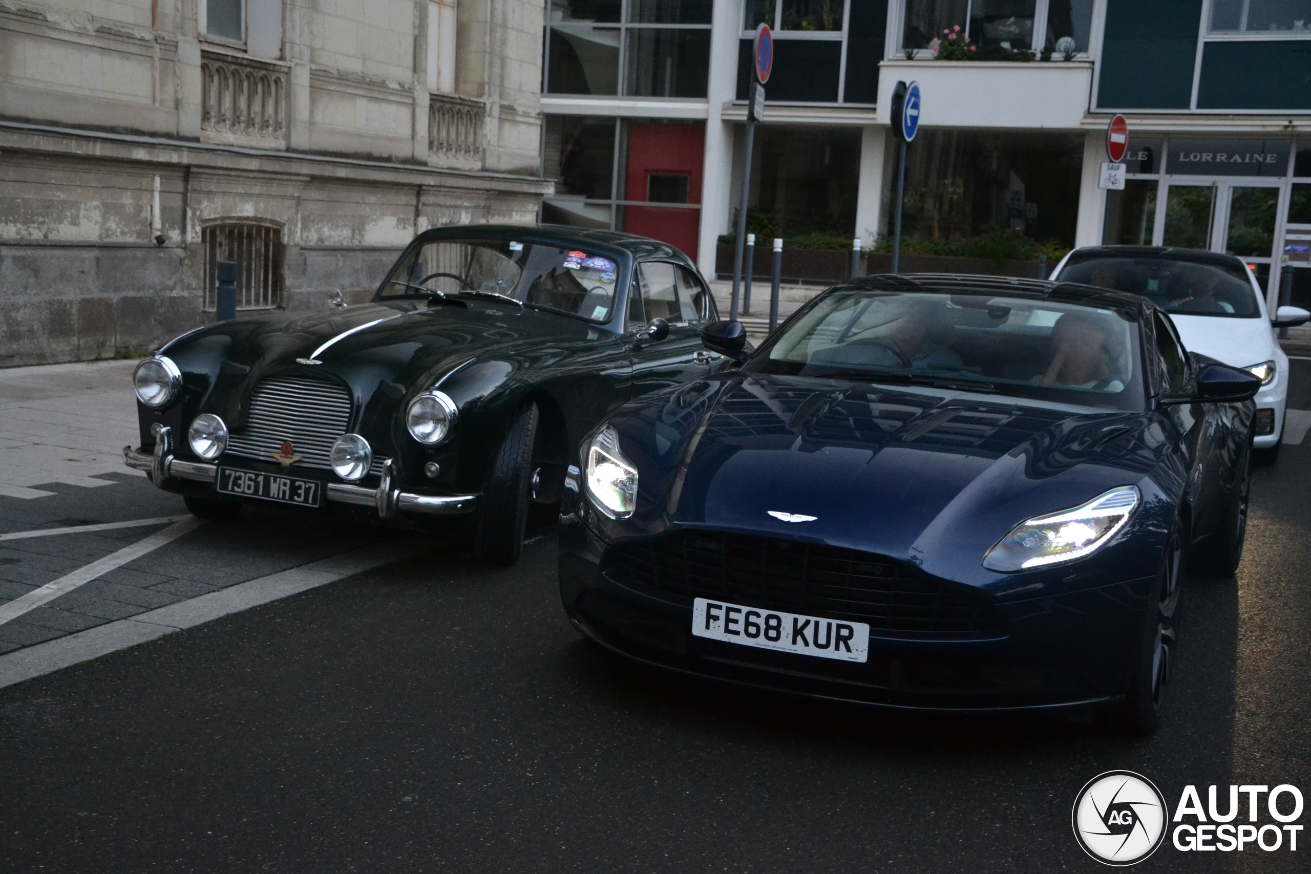 Aston Martin DB11