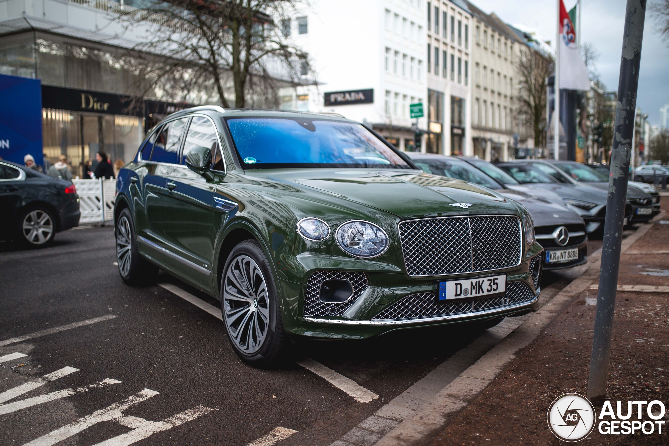 Bentley Bentayga V8 2021