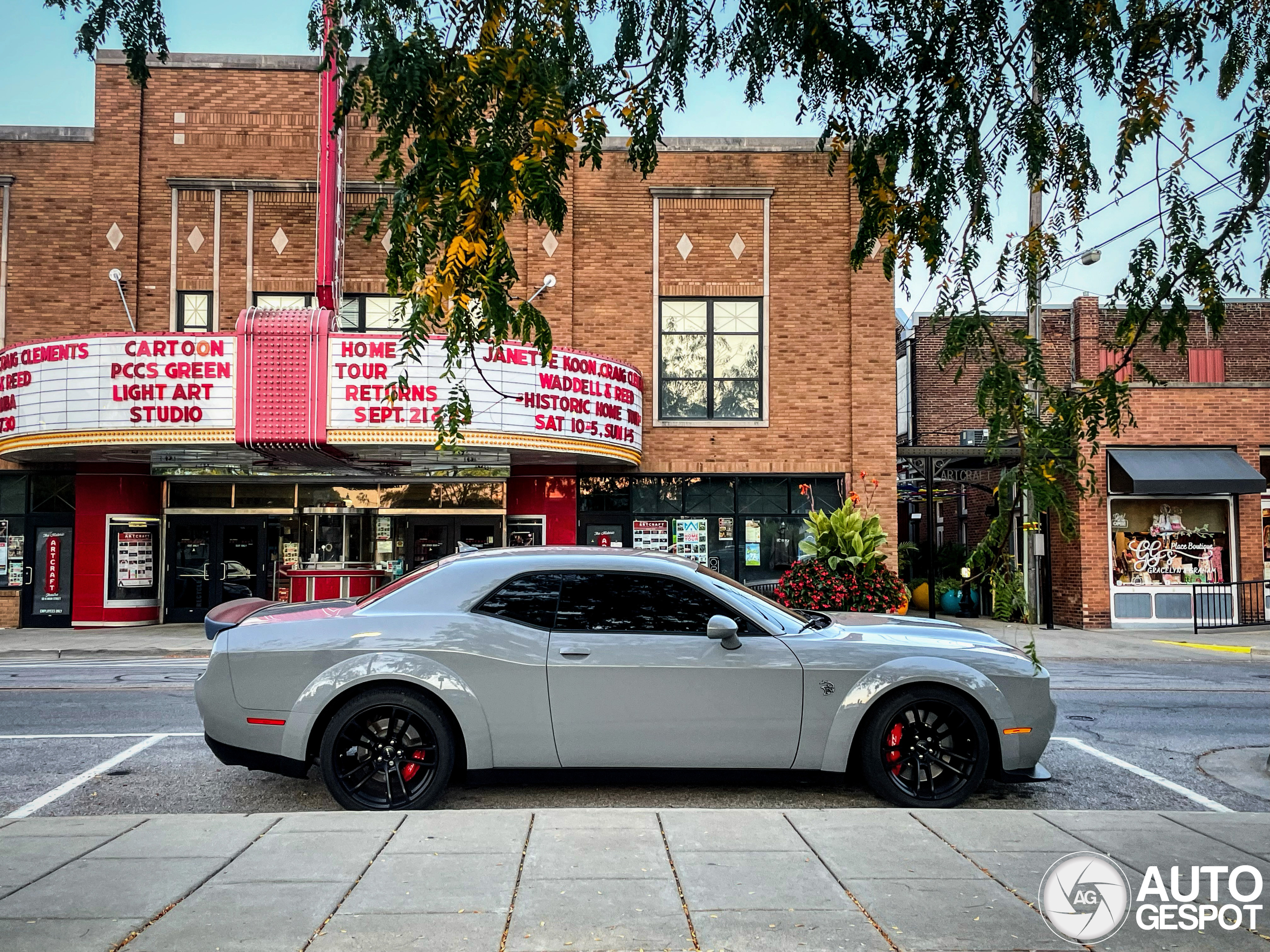 Dodge Challenger SRT Hellcat Redeye Widebody