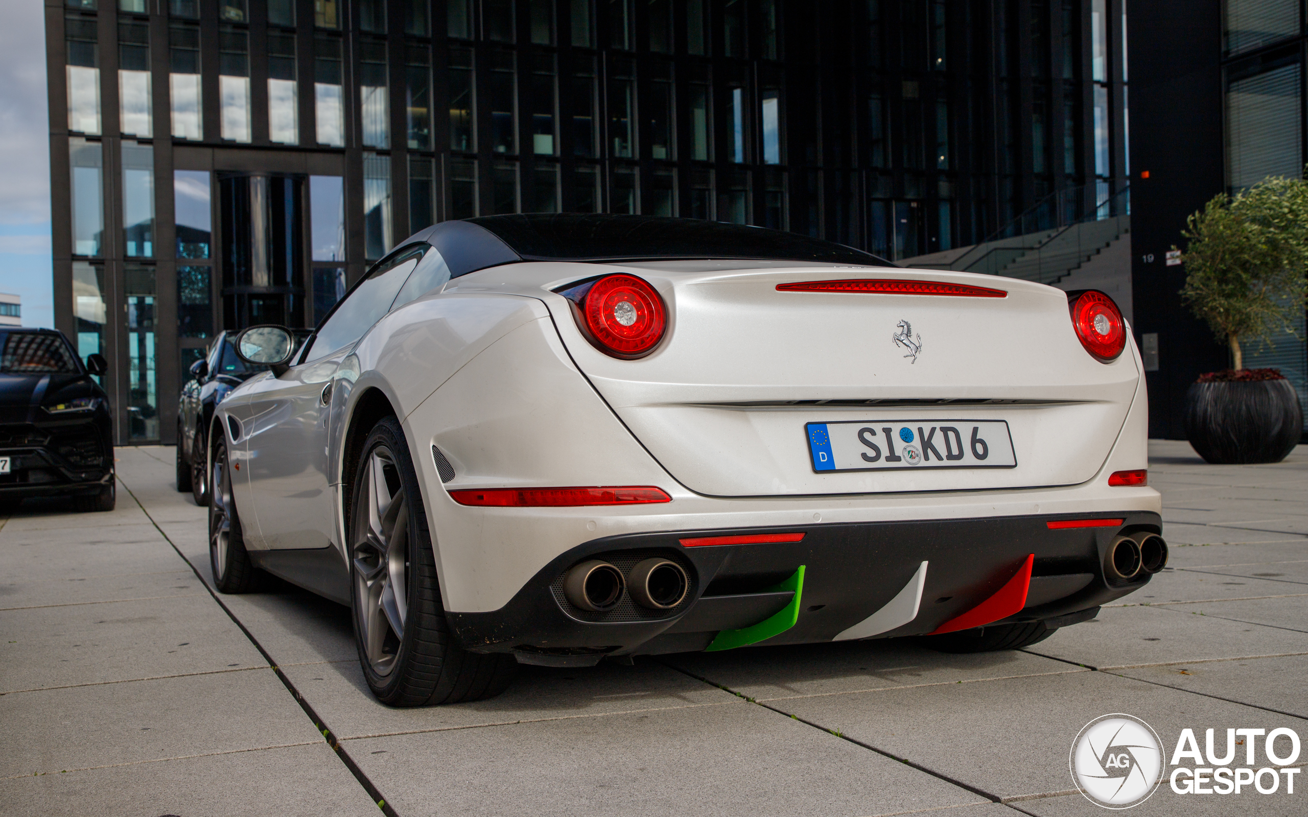 Ferrari California T