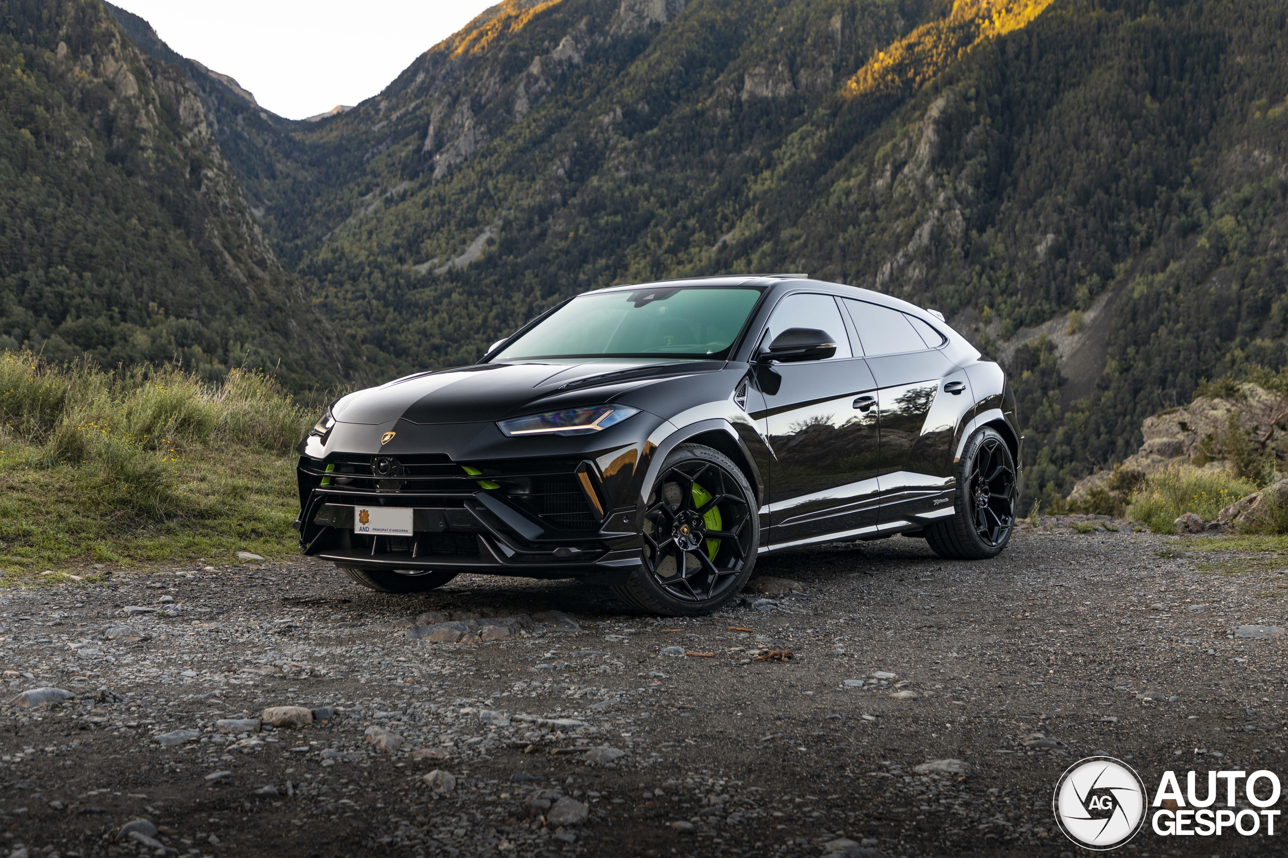 Lamborghini Urus Performante