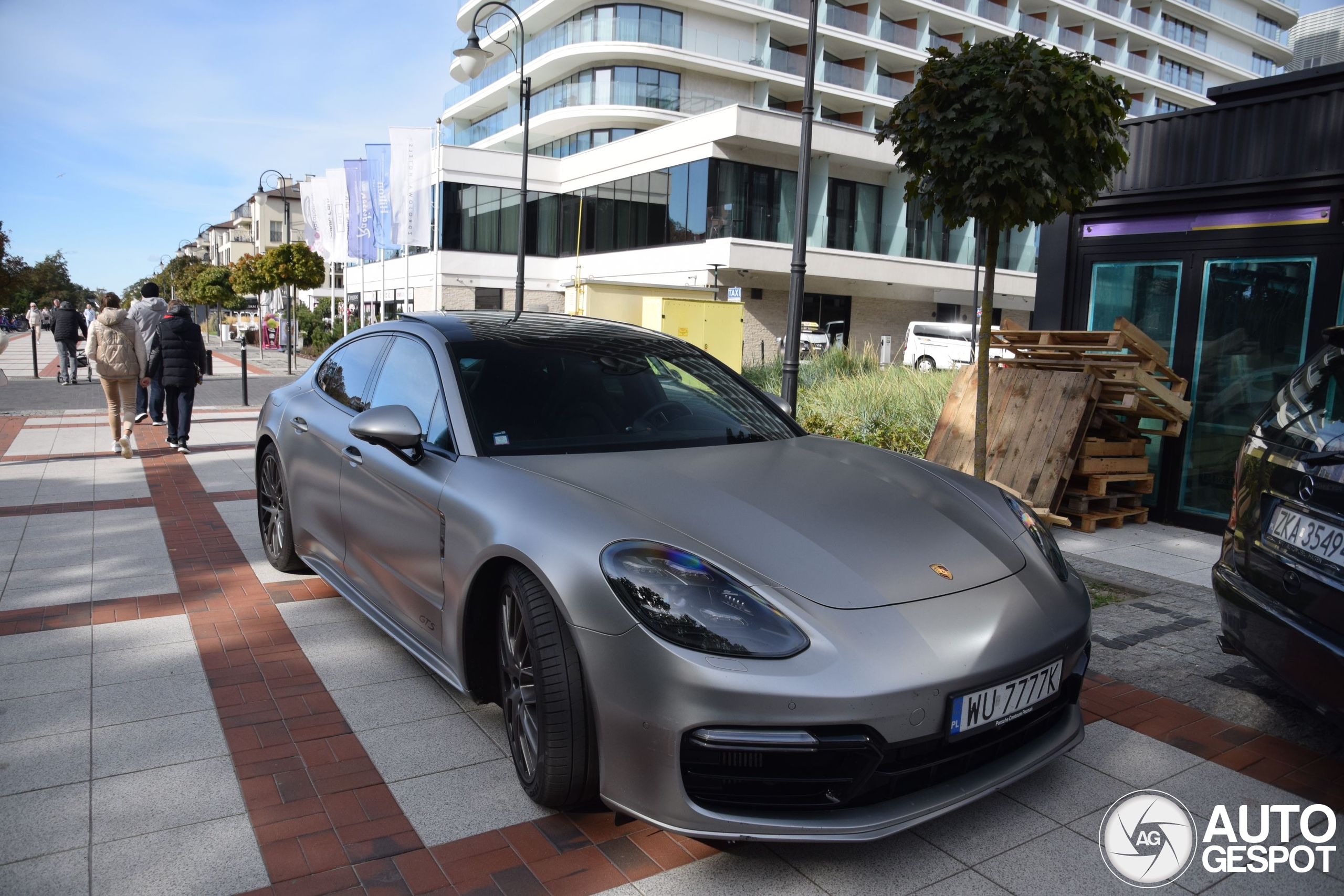 Porsche 971 Panamera GTS MkI