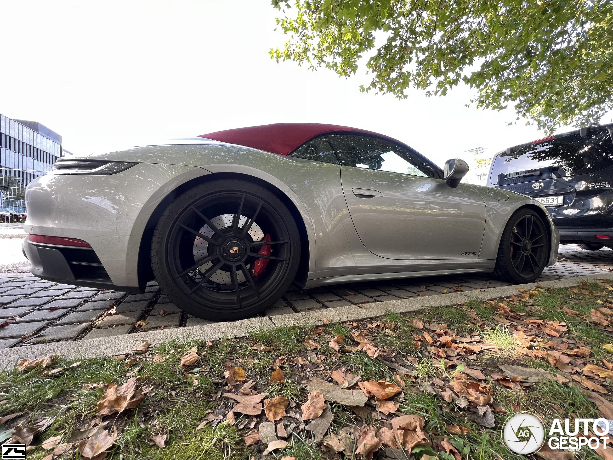 Porsche 992 Carrera 4 GTS Cabriolet