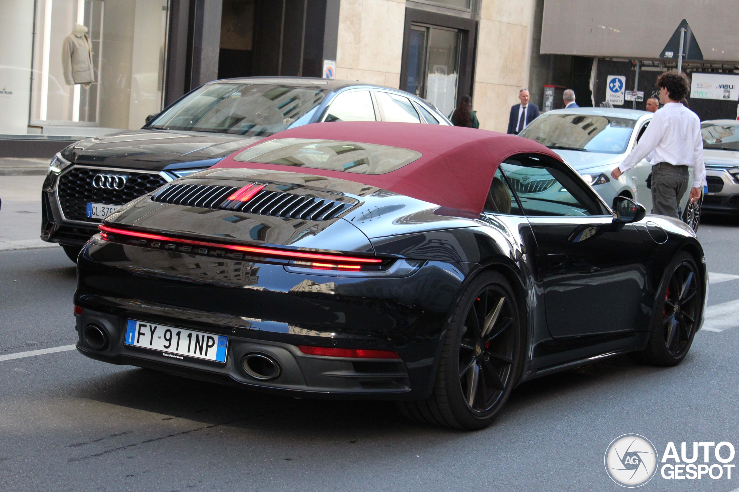 Porsche 992 Carrera 4S Cabriolet