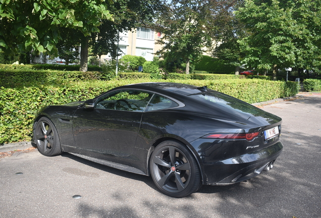 Jaguar F-TYPE 400 Sport Coupé