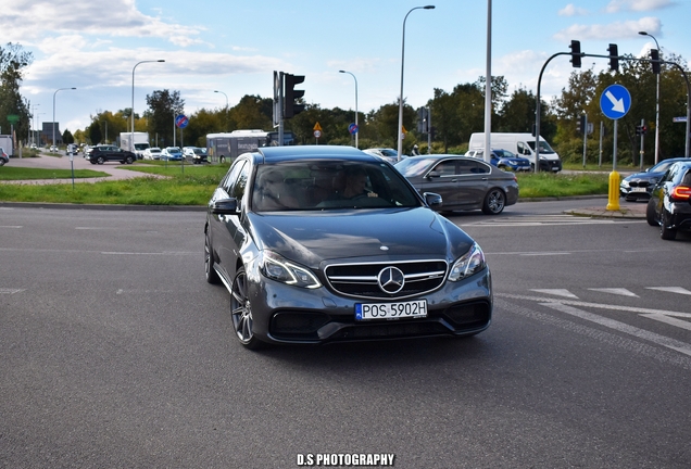 Mercedes-Benz E 63 AMG S W212