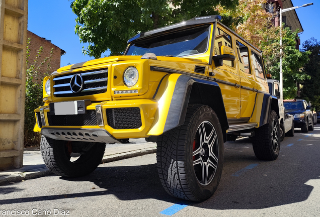 Mercedes-Benz G 500 4X4²