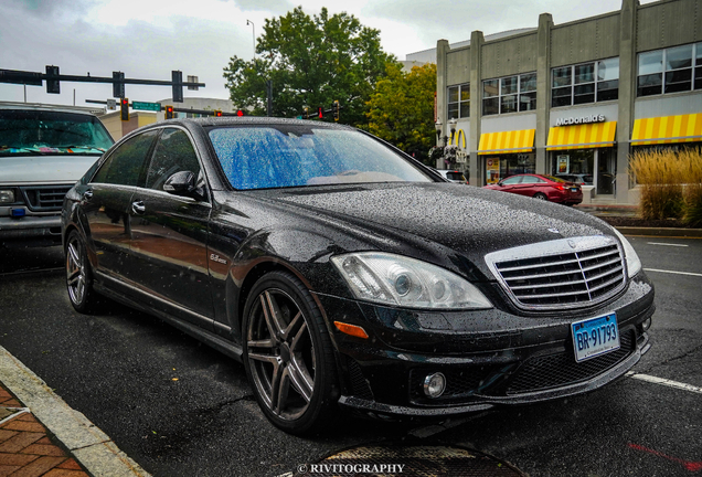 Mercedes-Benz S 63 AMG W221