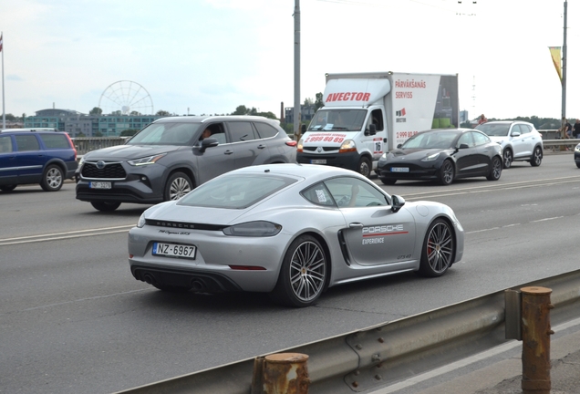 Porsche 718 Cayman GTS 4.0