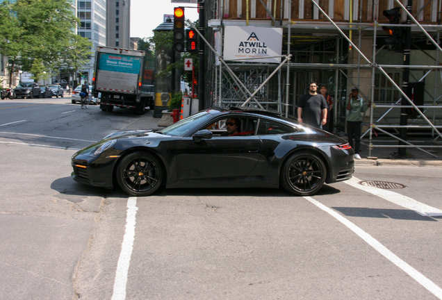 Porsche 992 Carrera 4S