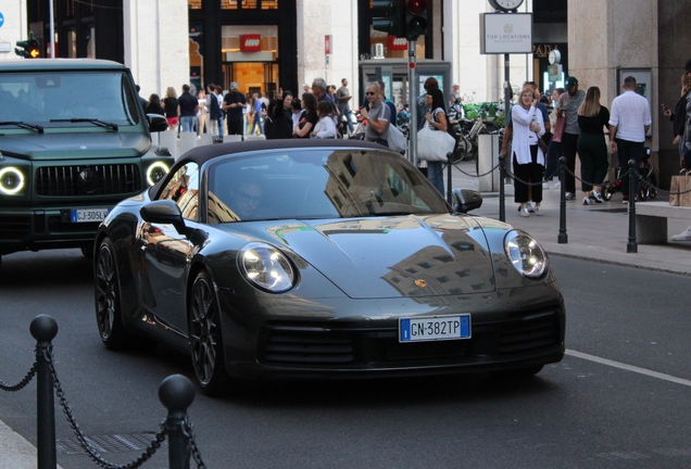 Porsche 992 Carrera 4S Cabriolet