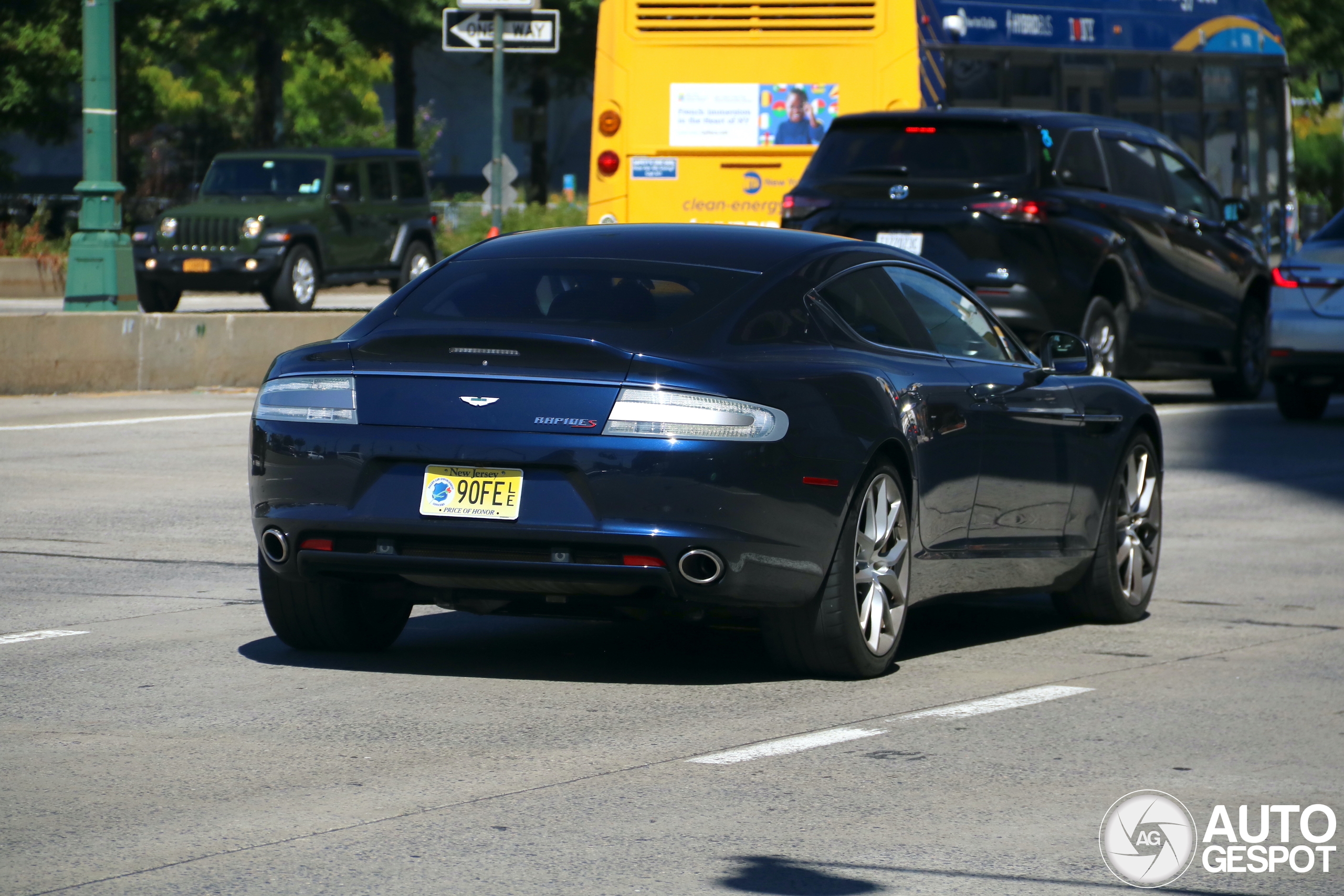 Aston Martin Rapide S